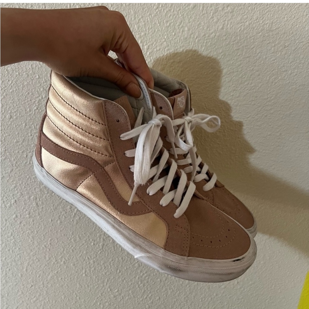 Vans Women's Sneakers in Tan and White